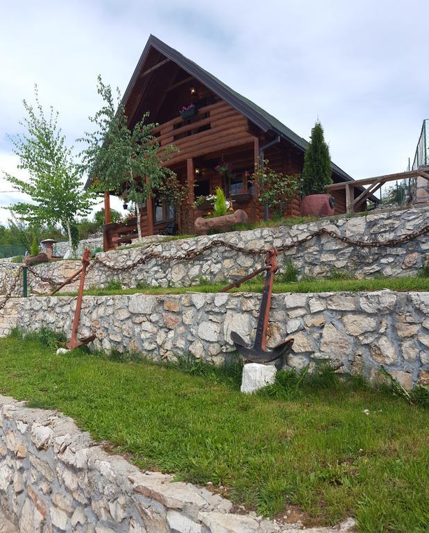 Holiday Home Zoric Nikšić Buitenkant foto